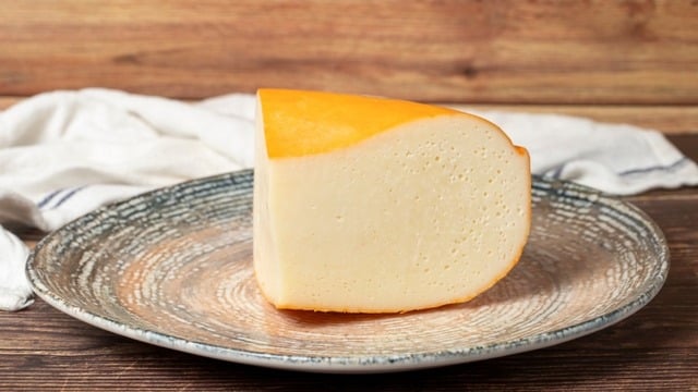 Gouda Peyniri Nedir? Özellikleri ve Kullanımı