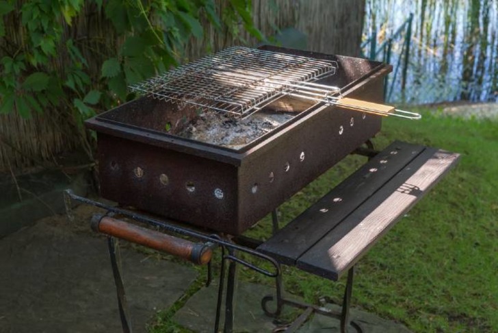 Mangal Nasıl Temizlenir?