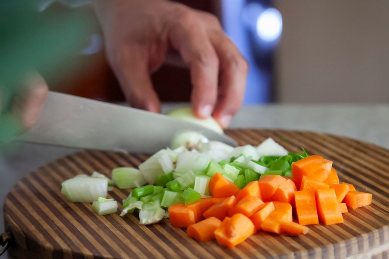 Fransız Kesim Tekniği Mirepoix Nedir, Nasıl Uygulanır?