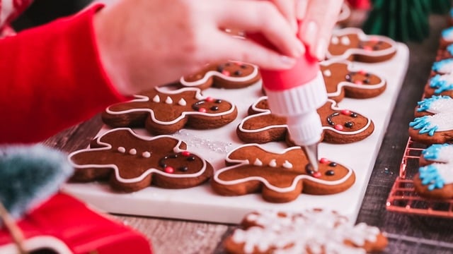 Royal Icing Nedir? Kullanım Alanları ve Yapım Püf Noktaları