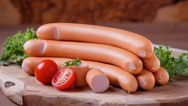 Frankfurter Sosis Nedir? Nasıl Pişirilir ve Tüketilir?