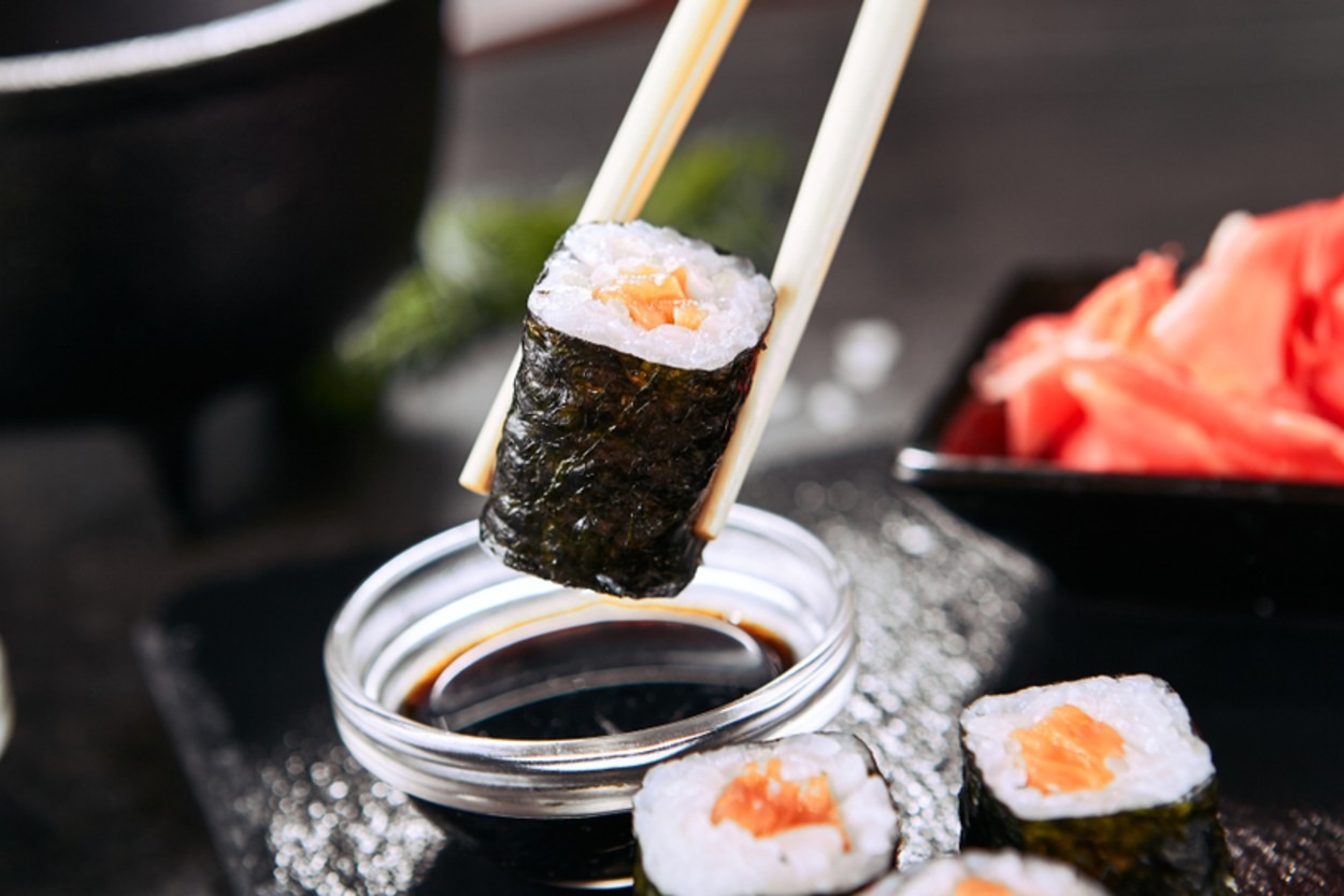 En Klasik Sushi: Sake Maki Nedir, Nasıl Yapılır?
