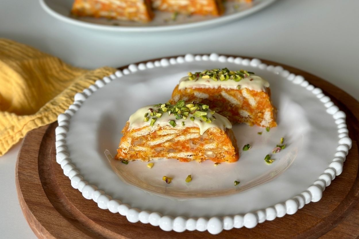 Pratik ve Lezzetli: 10 Dakikada Havuçlu Pasta