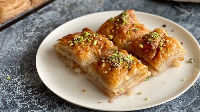 Pratik ve Lezzetli: Milföyden Baklava