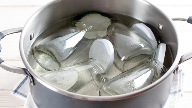 Kavanoz Nasıl Sterilize Edilir? Evde Pratik ve Güvenli Yöntemler
