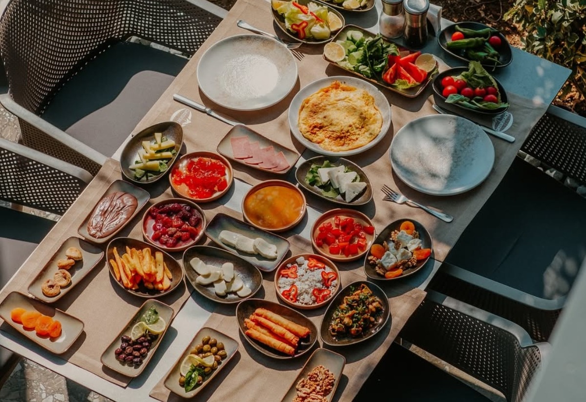 Alanya Kahvaltı Mekanları: Alanya'daki En İyi 10 Kahvaltıcı Tarifi