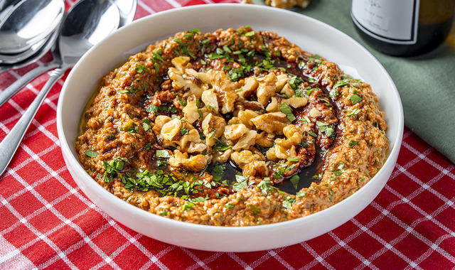 Köz Tadında: Cevizli Ezme Salata