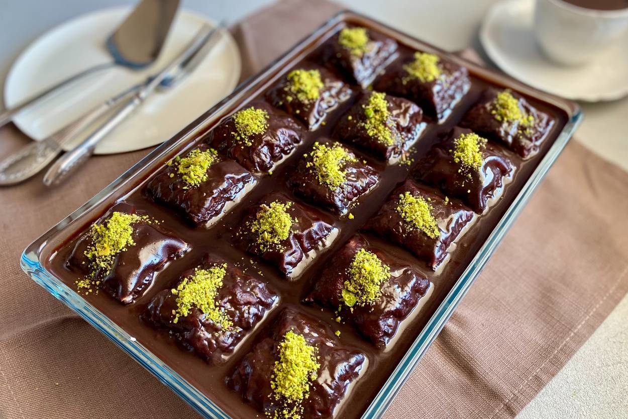 En Pratik Tatlı: Profiterol Tadında Milföy Tatlısı