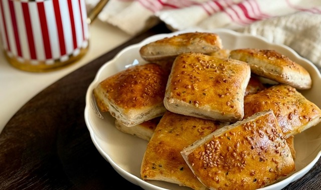 Kokusu Buram Buram: Mahlepli Çörek