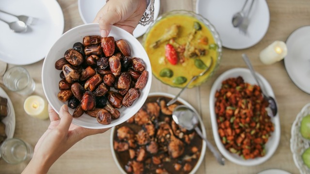 İftar Sofrası Nasıl Hazırlanır? Ramazan İçin İftar Sunum ve Hazırlık Önerileri