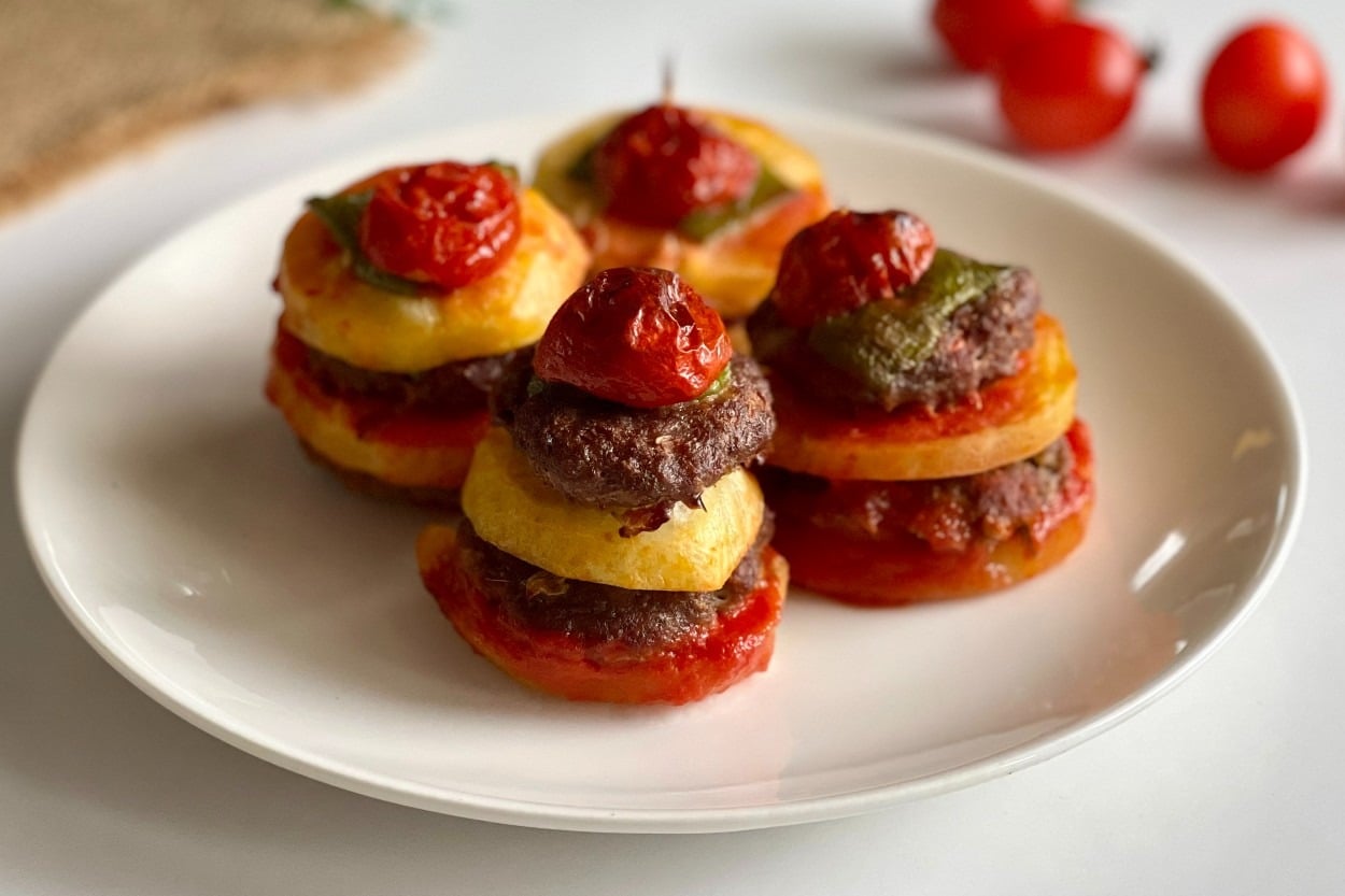Kat Kat Doyuruculuk: Patatesli İslim Kebabı