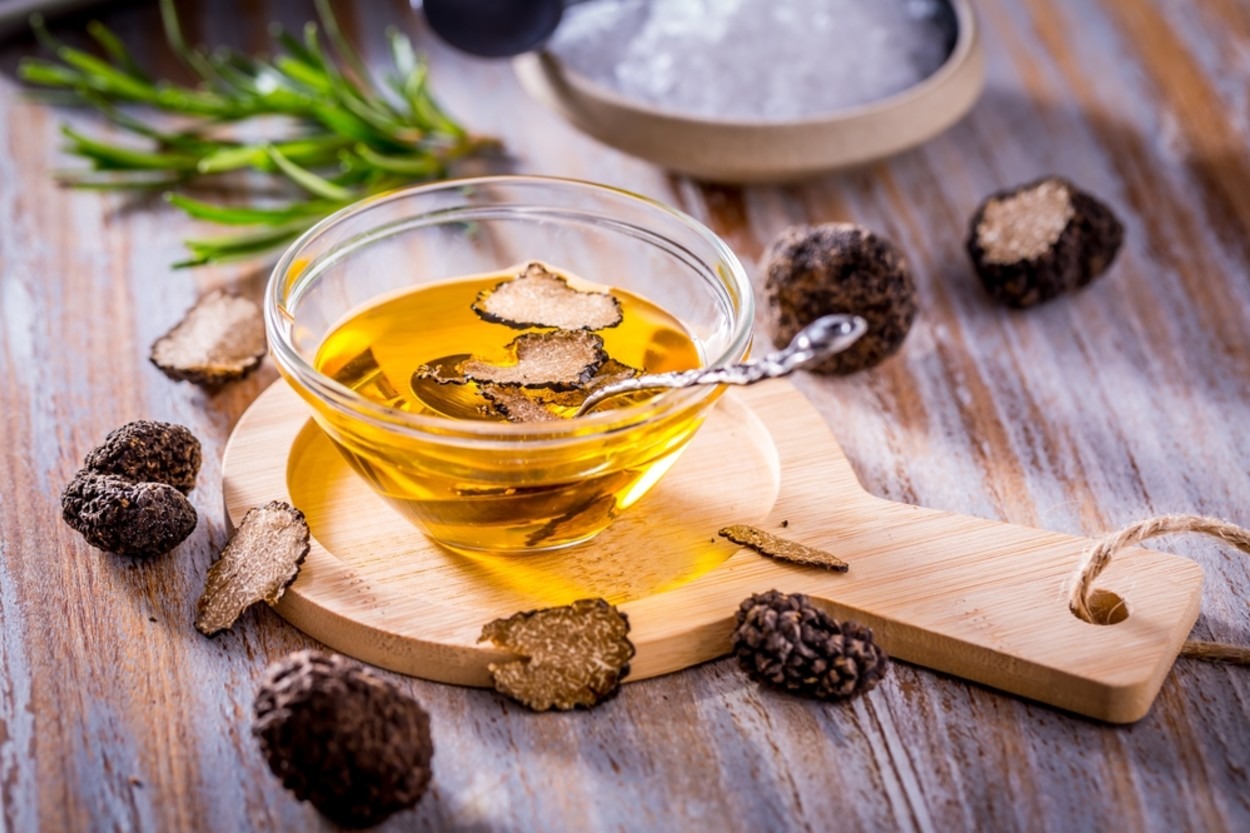 Trüf Yağı Nedir? Mutfakta Nasıl Kullanılır?