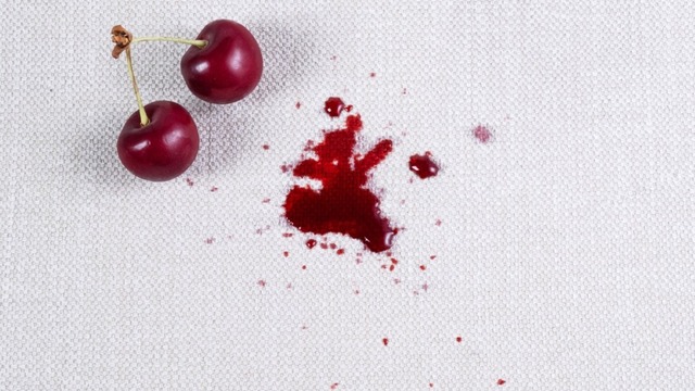 Vişne Lekesi Nasıl Çıkar? En Etkili Yöntemler