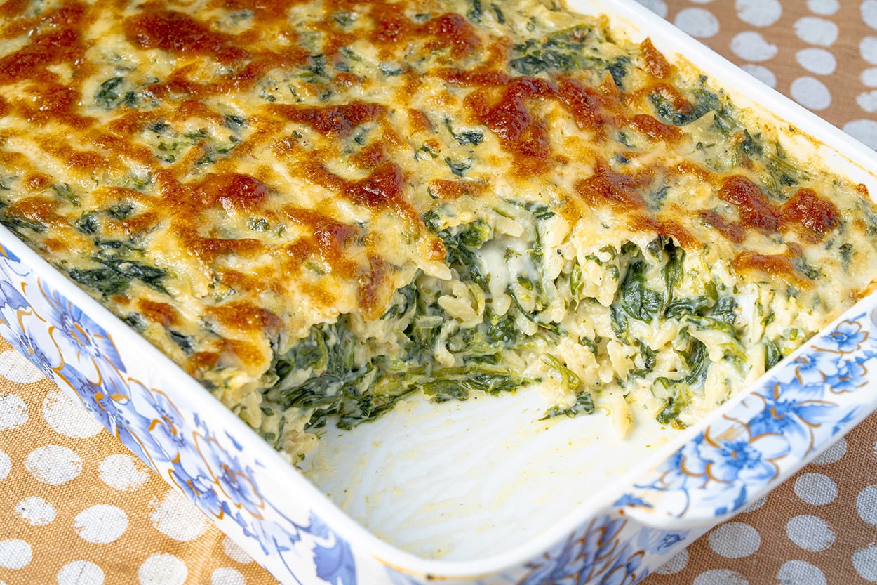 Beşamel Soslu: Kremalı Ispanaklı Şehriye 