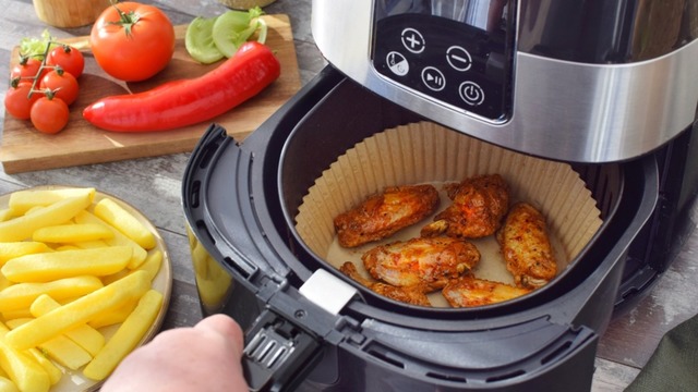 Airfryer Pişirme Kağıdı Nasıl Kullanılır? Ne İşe Yarar?