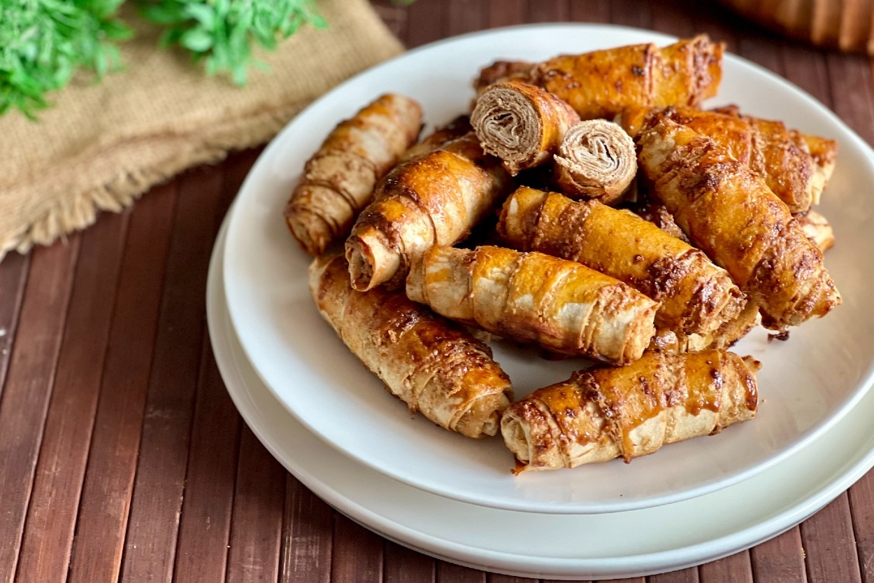 Hazır Yufkadan: Tahinli Çıtır Börek