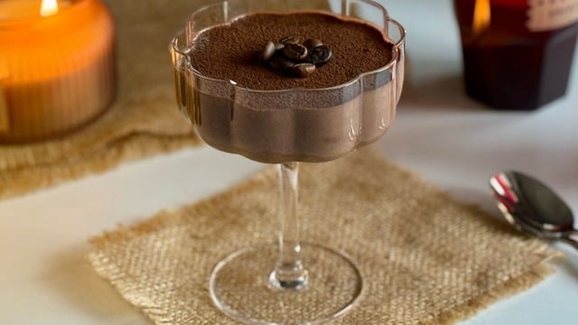 4 Malzemeli: Pişmeyen Puding
