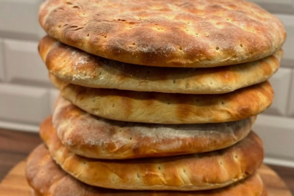 Behice'nin Tarifi: Bazlama Tadında Fırın Ekmeği