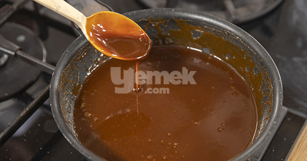 bademli-karamelli-muhallebi-asama-13