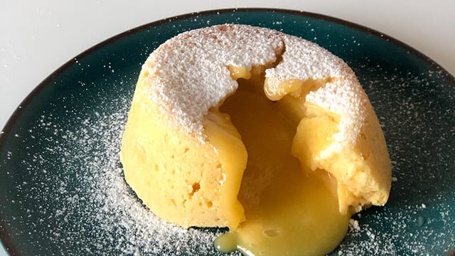 Enfes Sosuyla: Limonlu Lava Kek