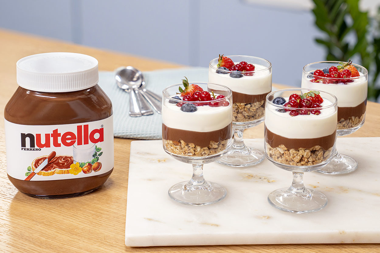 Hemen Hazır: Nutella'lı Yoğurt ve Müsli Parfeleri