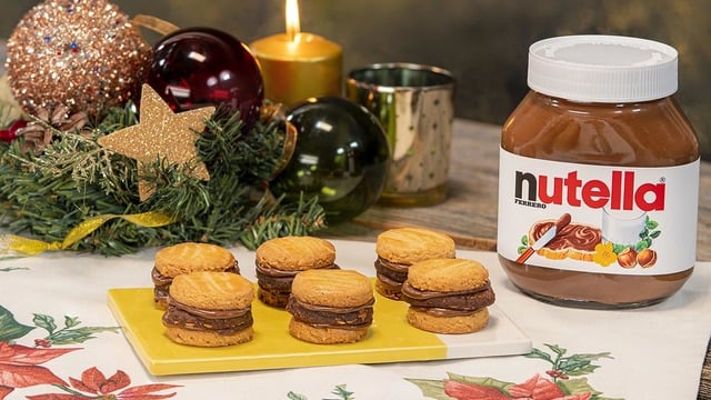 Eğlenceli Sandviç: İki Renkli Nutella'lı Kurabiye