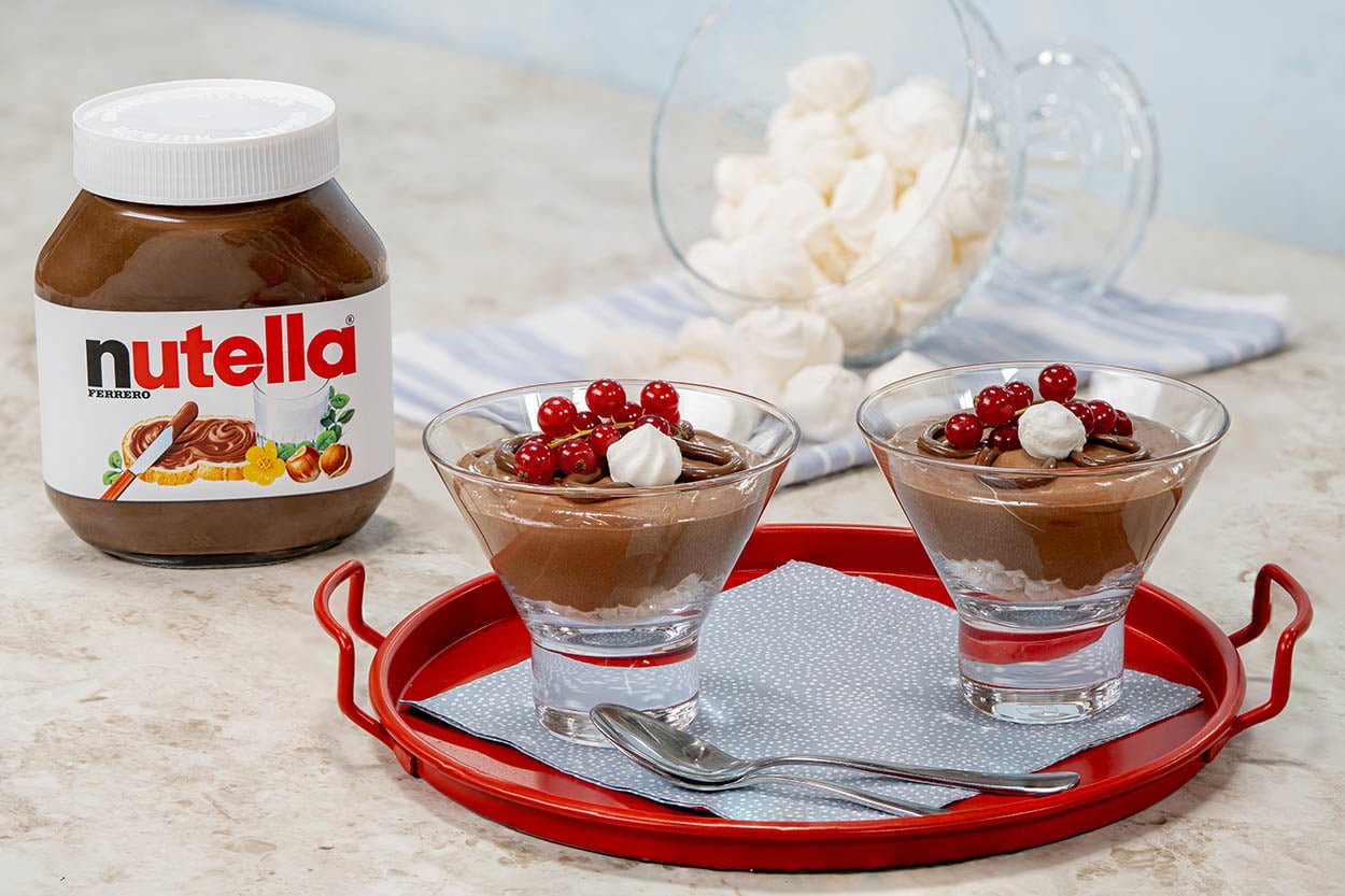Köpük Gibi Dokusuyla: Nutella’lı Mousse