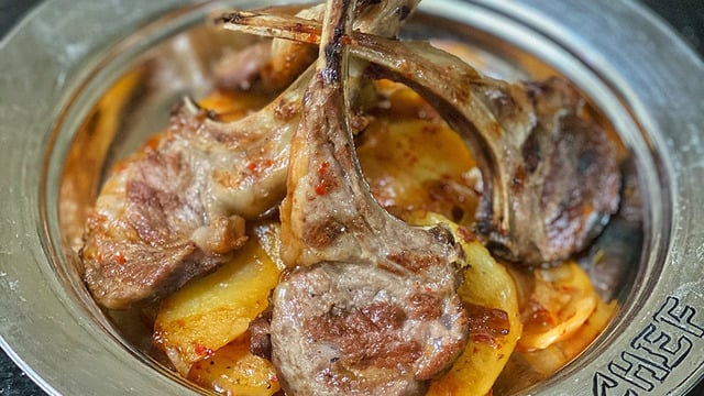 En Özel Sofralara: Patatesli Pirzola Kebabı