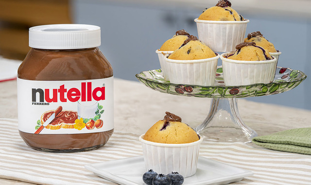 Nefis Birliktelik: Nutella'lı ve Yaban Mersinli Kek