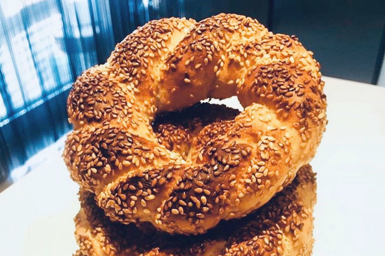 Pastane Kıskandırır: Simit