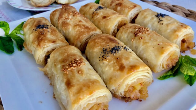 El Açmasını Aratmaz: Patatesli Çıtır Börek
