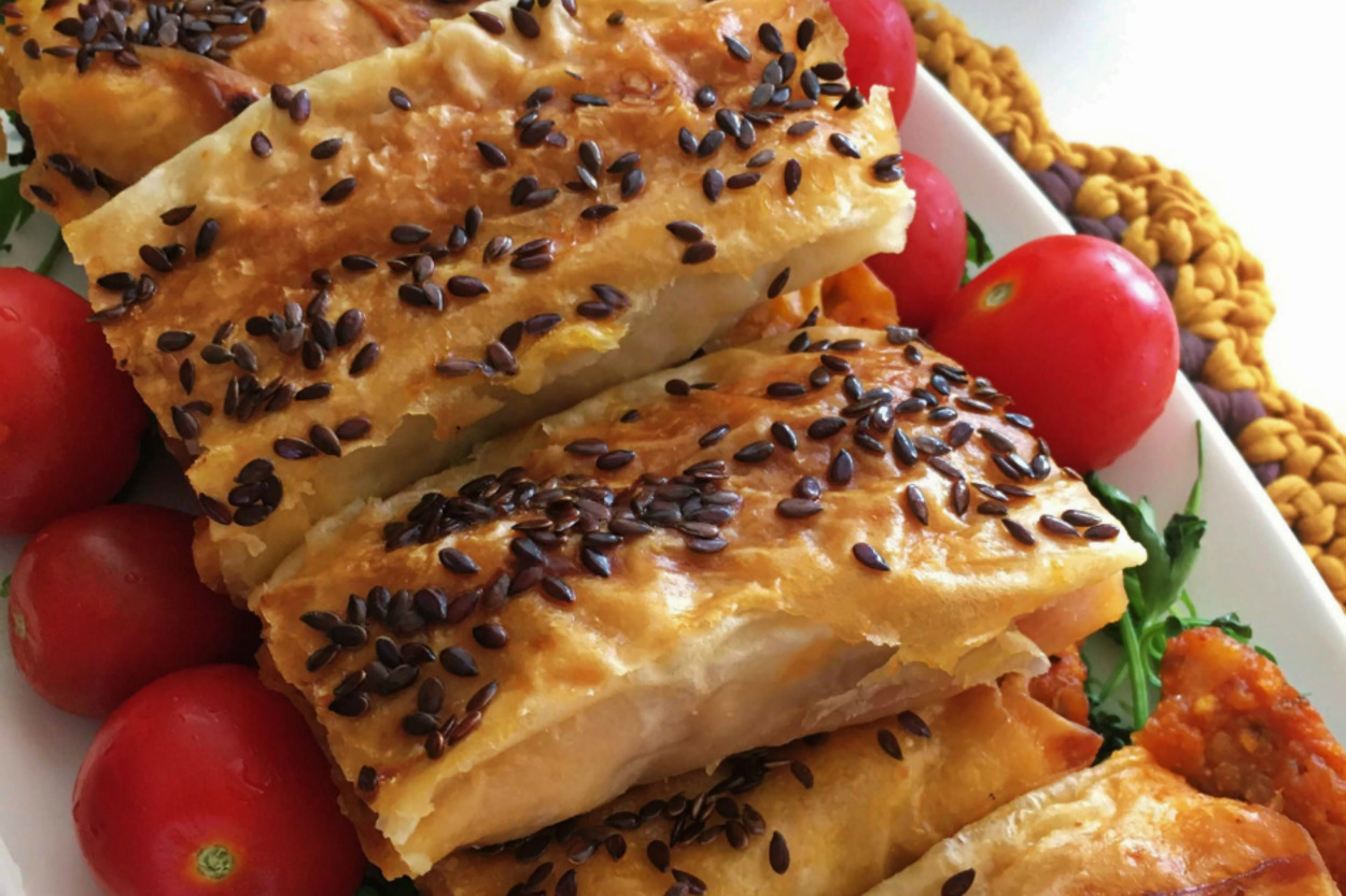Her Öğüne Yakışan: Pratik Patatesli Börek