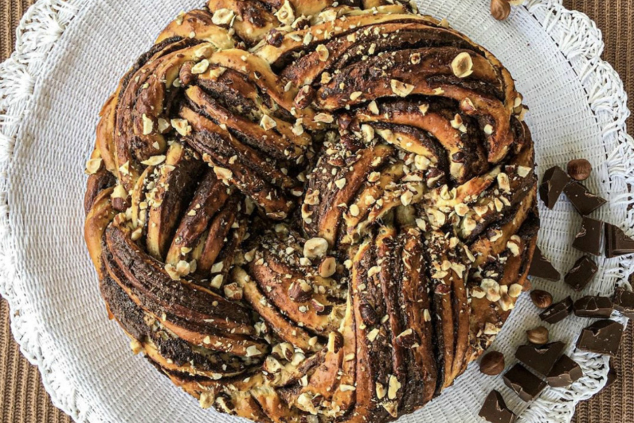 Kahvenin Yanına: Çikolatalı Babka