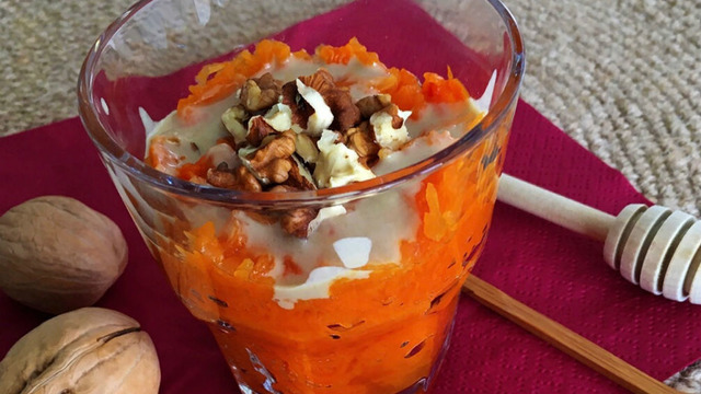 Sadece 4 Malzemeli: Bal Kabaklı Fit Bardak Tatlısı