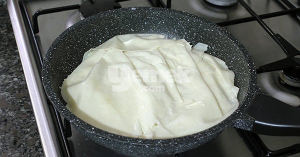 kolay-kirpik-borek-asama-5