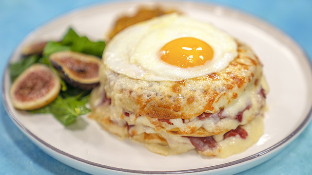 Mango Chutney ve Salatayla: Bazlama Ekmeğinden Croque Madame
