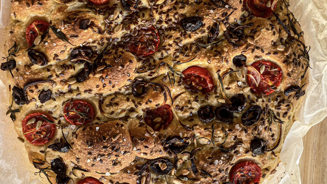 Her Emeğe Değer: Ekşi Mayalı Focaccia