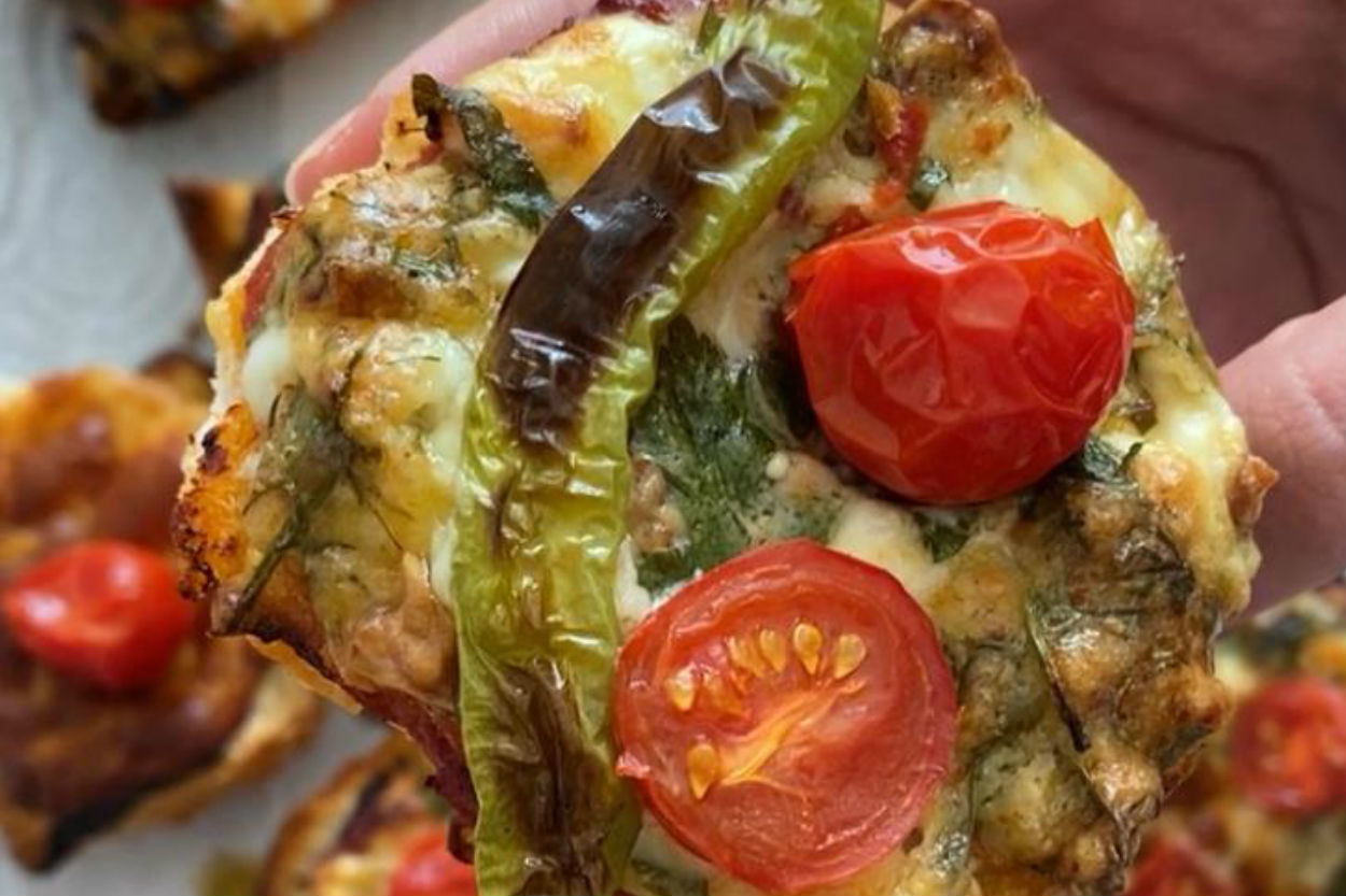 Mis Aromasıyla: Rezeneli Mini Pizzalar