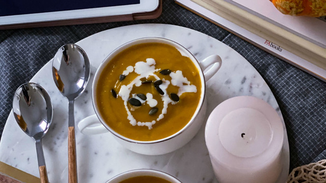 Sağlık Deposu: Vegan Bal Kabağı Çorbası