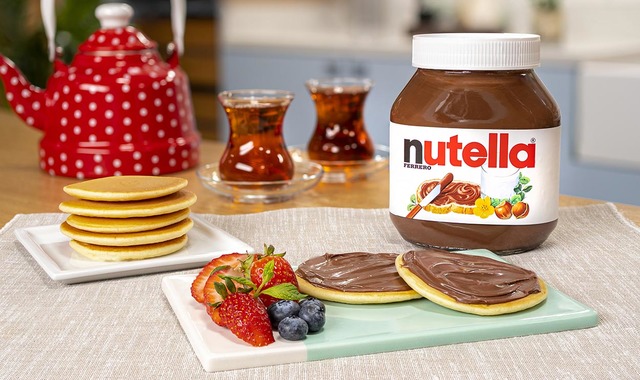 Puf Puf ve Yumuşacık: Nutella'lı ve Meyveli Mini Krepler