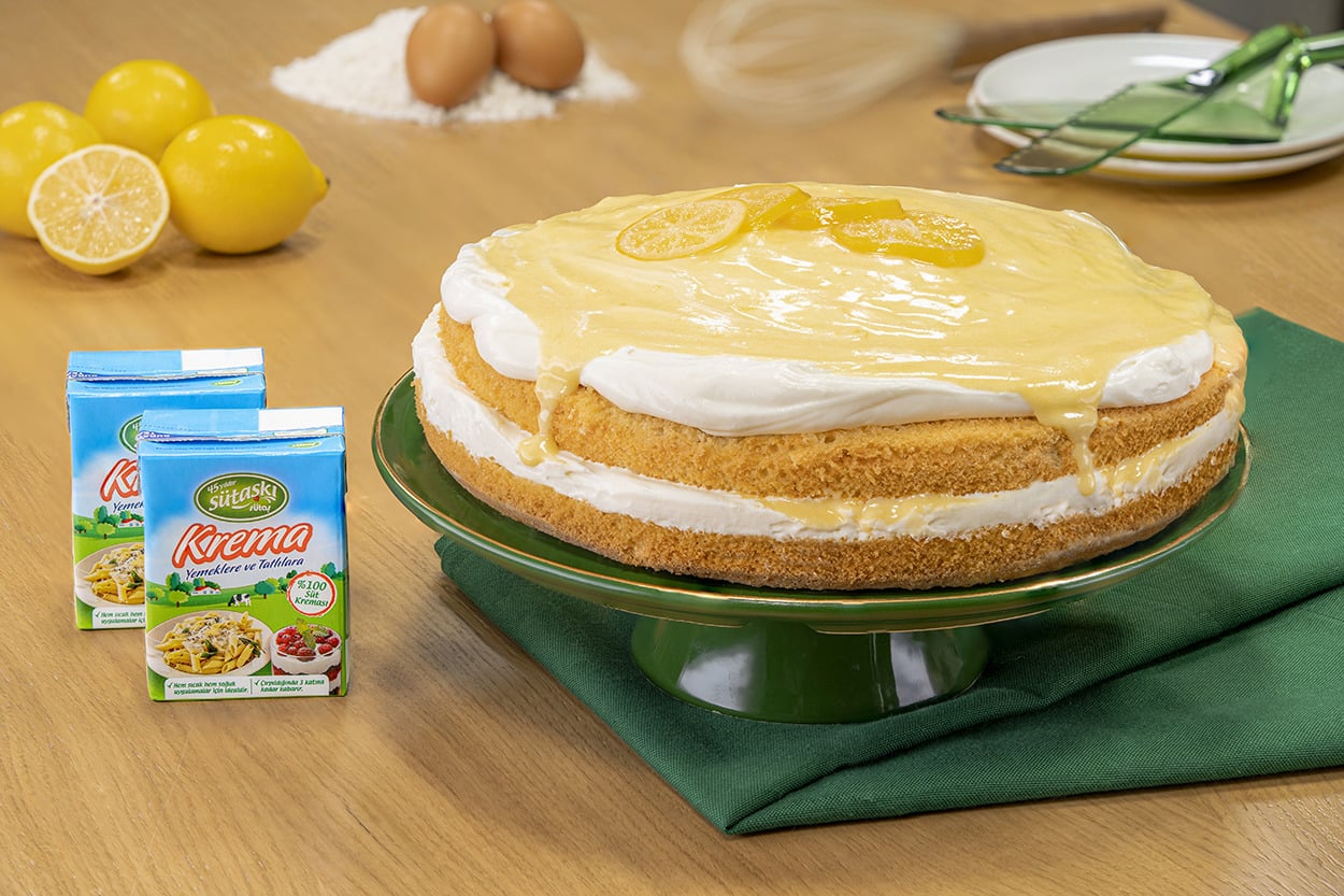 Her Lokmada Mest Eder: Kremalı Limonlu Pasta