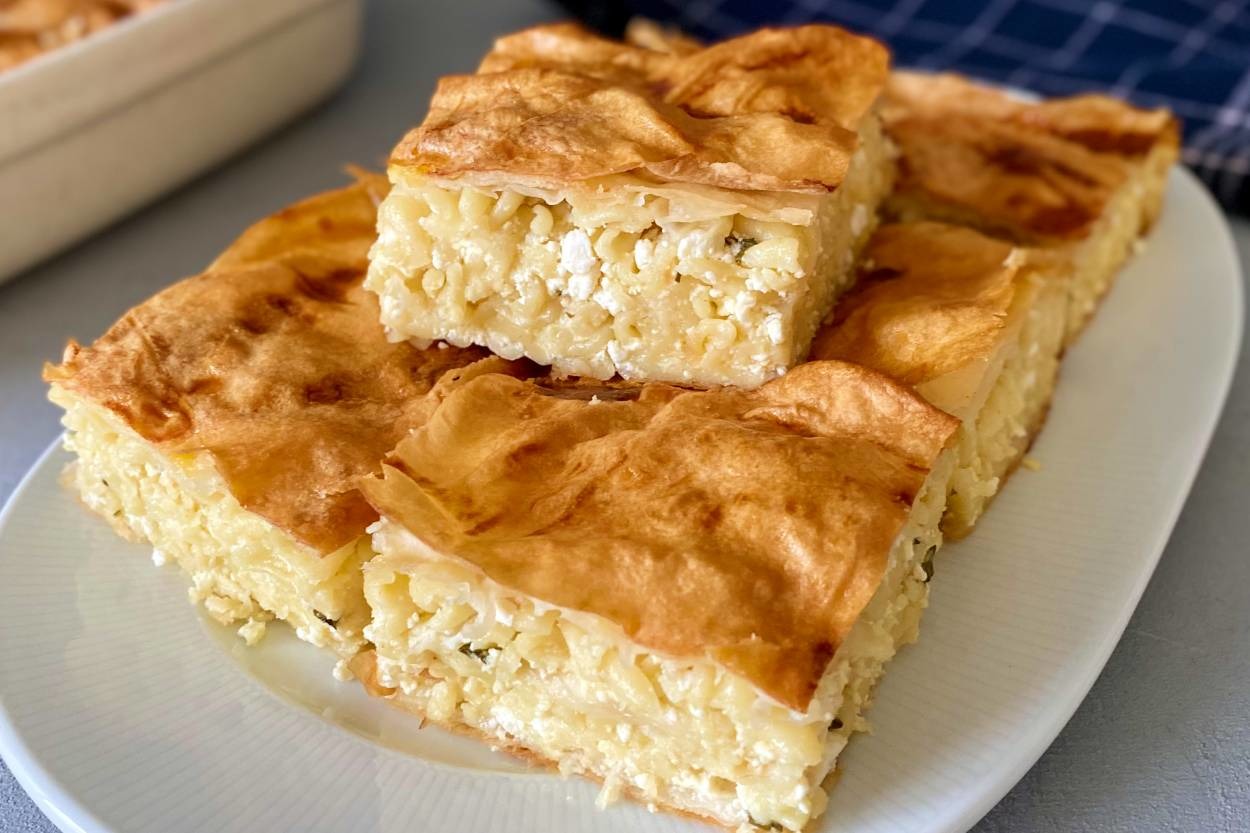 Fırın Makarnaya Benzer: Makarna Böreği