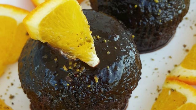 Enfes Uyumuyla: Portakallı Çikolatalı Islak Muffin
