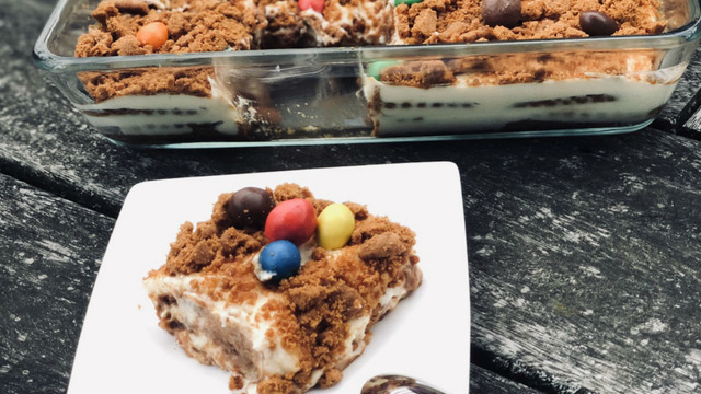 Nefis Kokusuyla: Tarçınlı Karamel Bisküvili Tiramisu