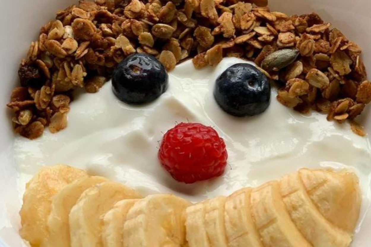 Evinizdeki Malzemelerle: Pratik Granola