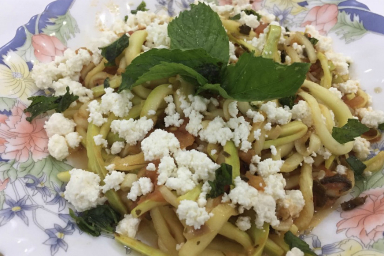 Kabak ve Havuçtan: Sebze Spagetti