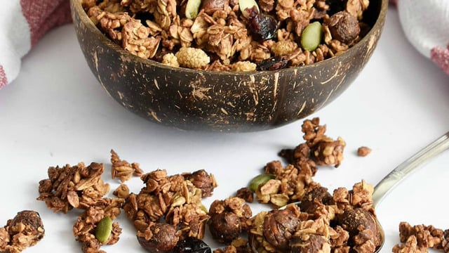 Kahvaltıya Misafir: Granola