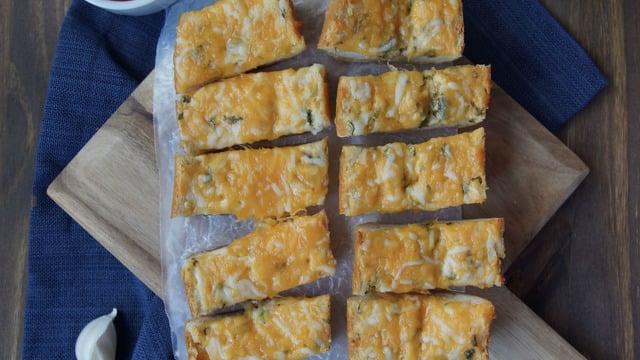 20 Dakikada Hazır: Sarımsaklı Ekmek