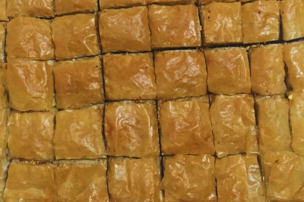 Hazır Yufkadan: Cevizli Vegan Baklava