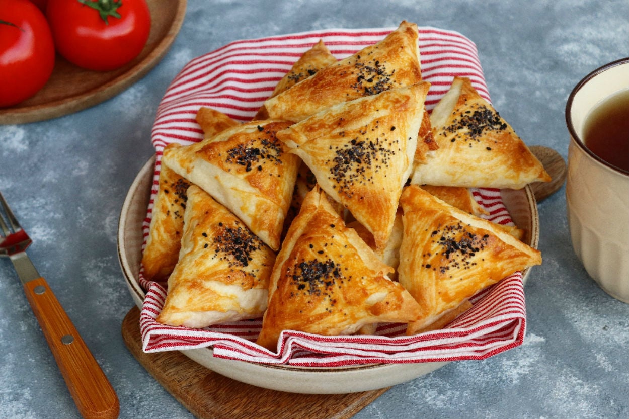 Kızarmış Görüntüsüyle: Patatesli Muska Böreği